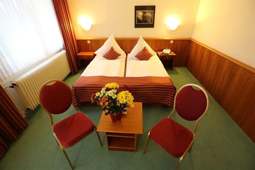Hotel Sittardsberg Duisburg Bagian luar foto