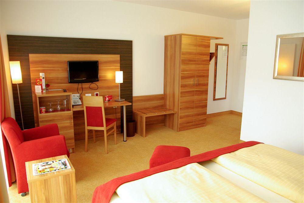 Hotel Sittardsberg Duisburg Bagian luar foto